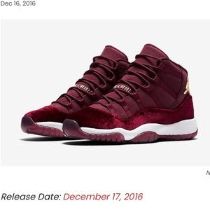 Maroon velvet Jordan 11’s